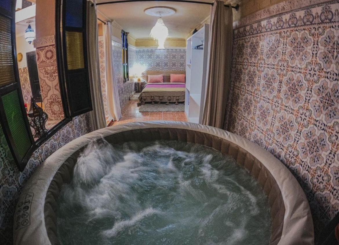 Riad Msholidays Jacuzzi Privatise Marrakech Marrakesh Exterior foto
