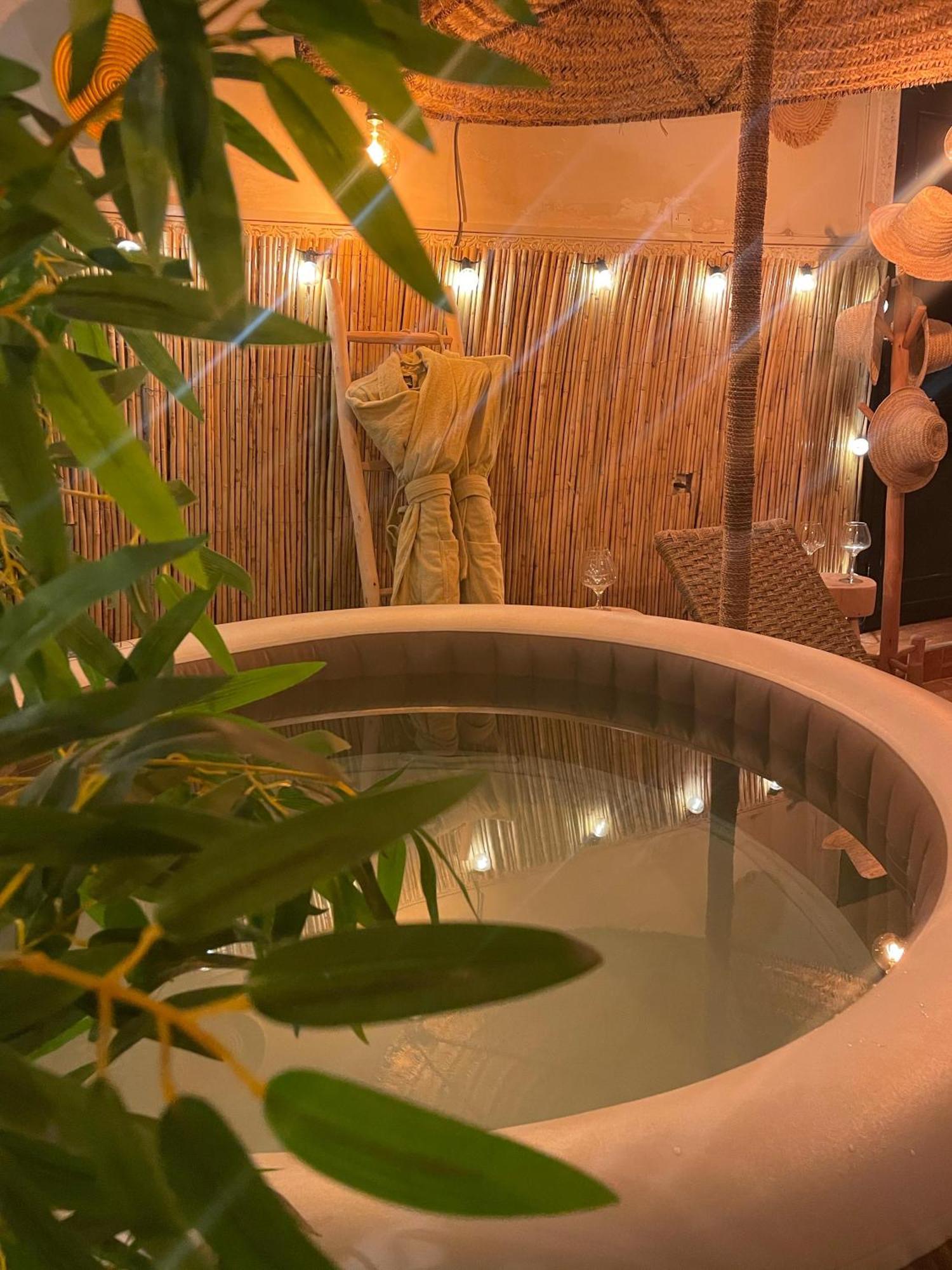 Riad Msholidays Jacuzzi Privatise Marrakech Marrakesh Exterior foto